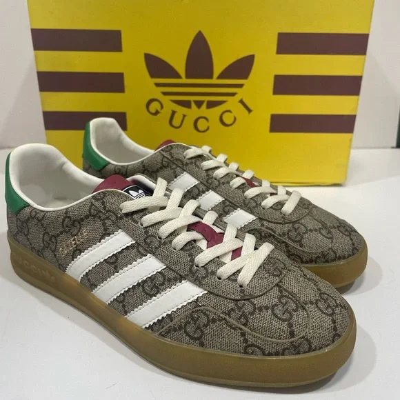 Adidas x Gucci Gazelle Sneaker Tan Monogram - Picture 2 of 5